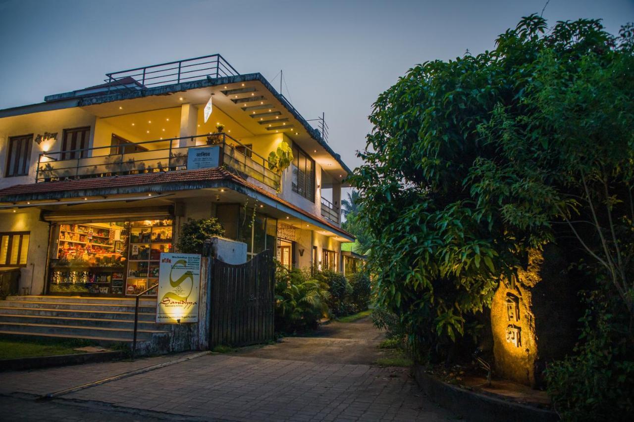 Sanidhya Beach Resort Алибаг Екстериор снимка